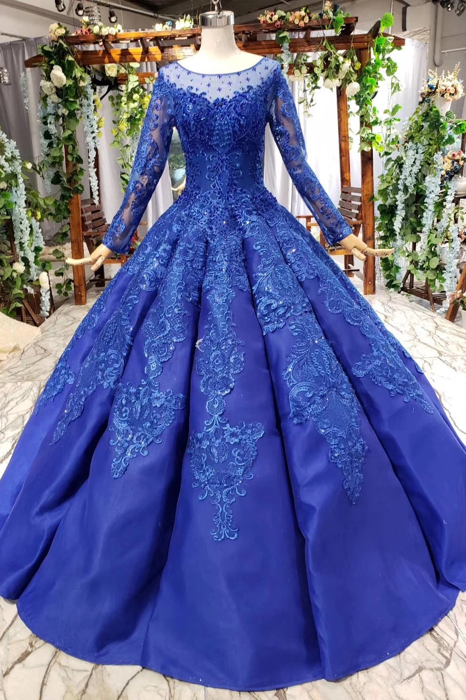 Puffy Royal Blue Long Sleeves Quince Ball Gown Prom Dresses