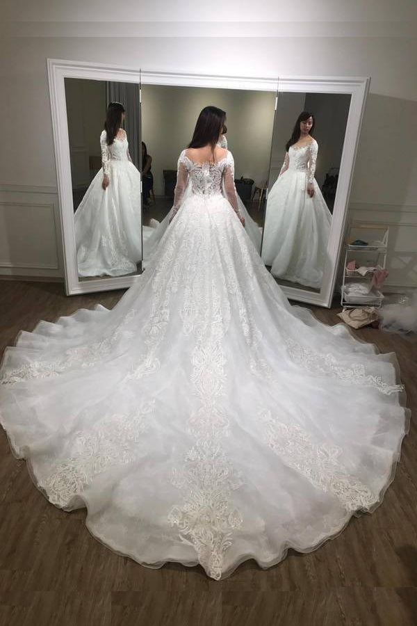 Luxury Ball Gown Wedding Dresses Long Sleeve Lace Appliques Sweep Train  Gowns