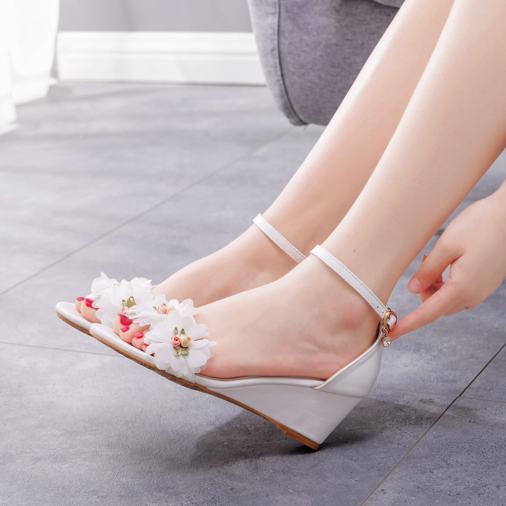 White Floral Open Toe Ankle-Strap Beach Sandals