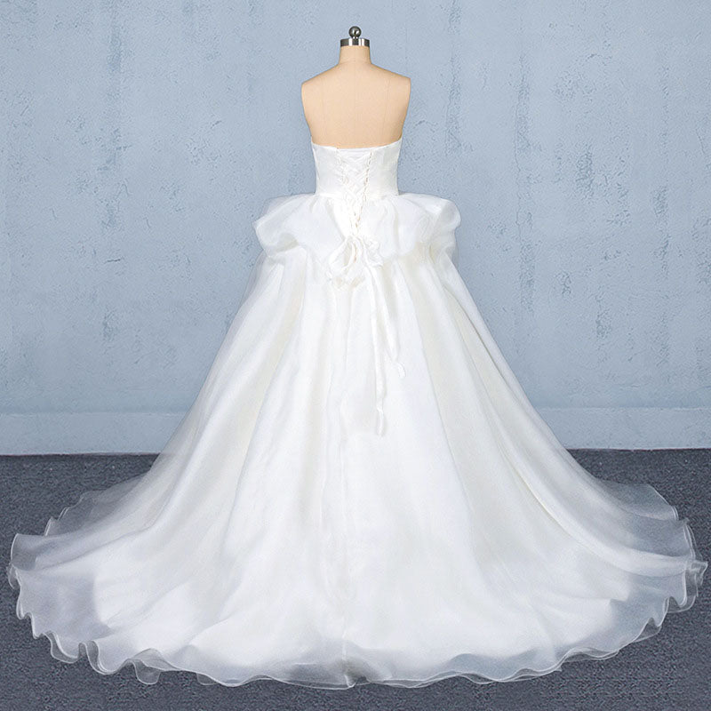 Ball Gown Sweetheart Tulle Ivory Wedding Dresses Gorgeous Sweep Train Bridal Dresses N2350