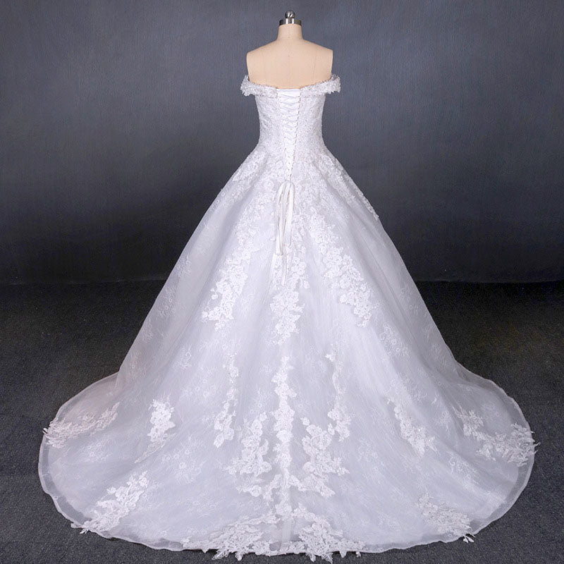 Ball Gown Off Shoulder Appliques Wedding Dresses Puffy Lace Appliqued Bridal Dresses N2352