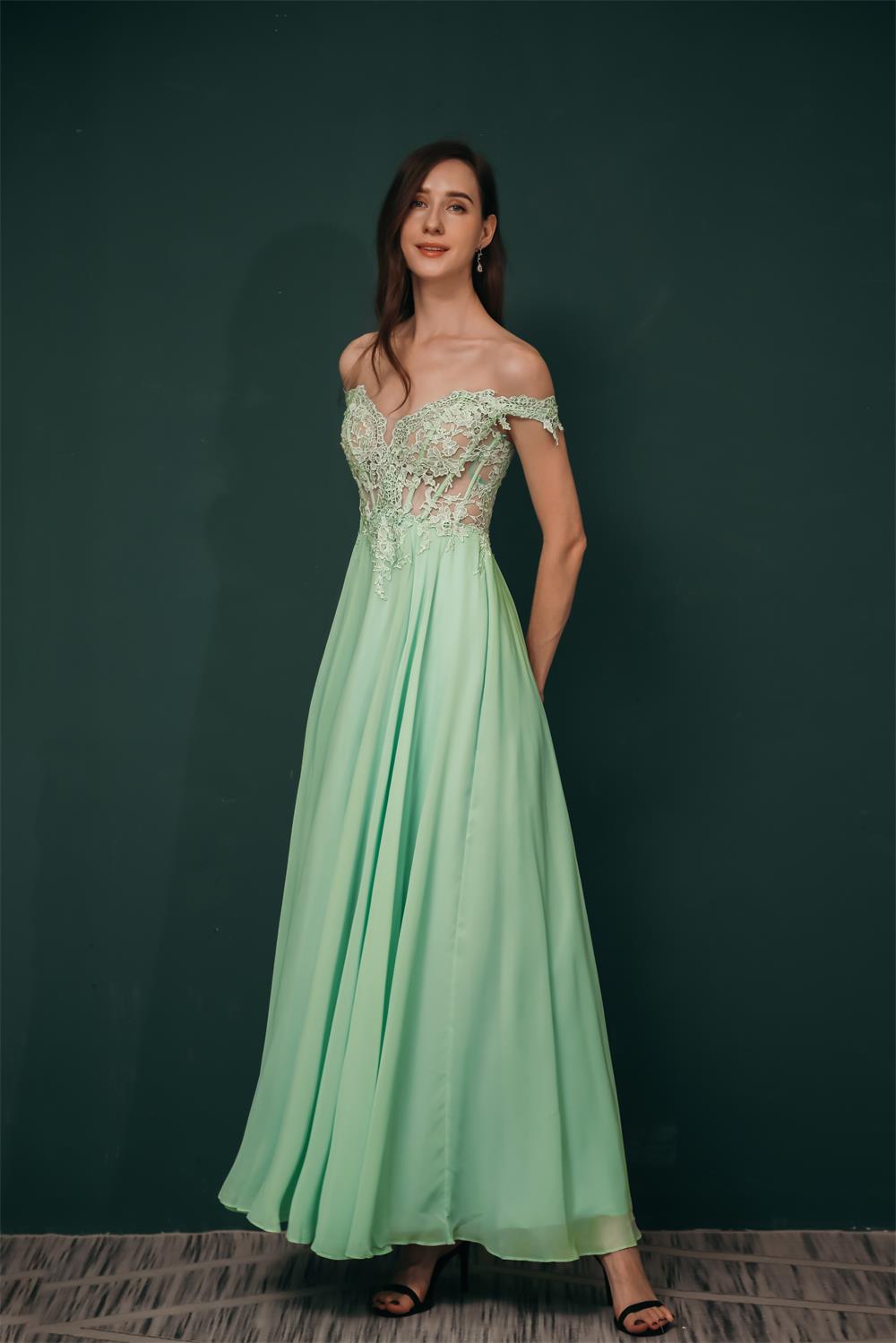 Off The Shoulder Charming Long Chiffon Prom Dresses With Appliques Y351034