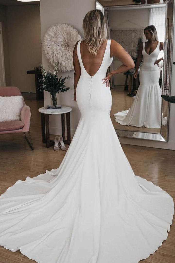 V-Neck Backless Mermaid Wedding Dresses with Trailing