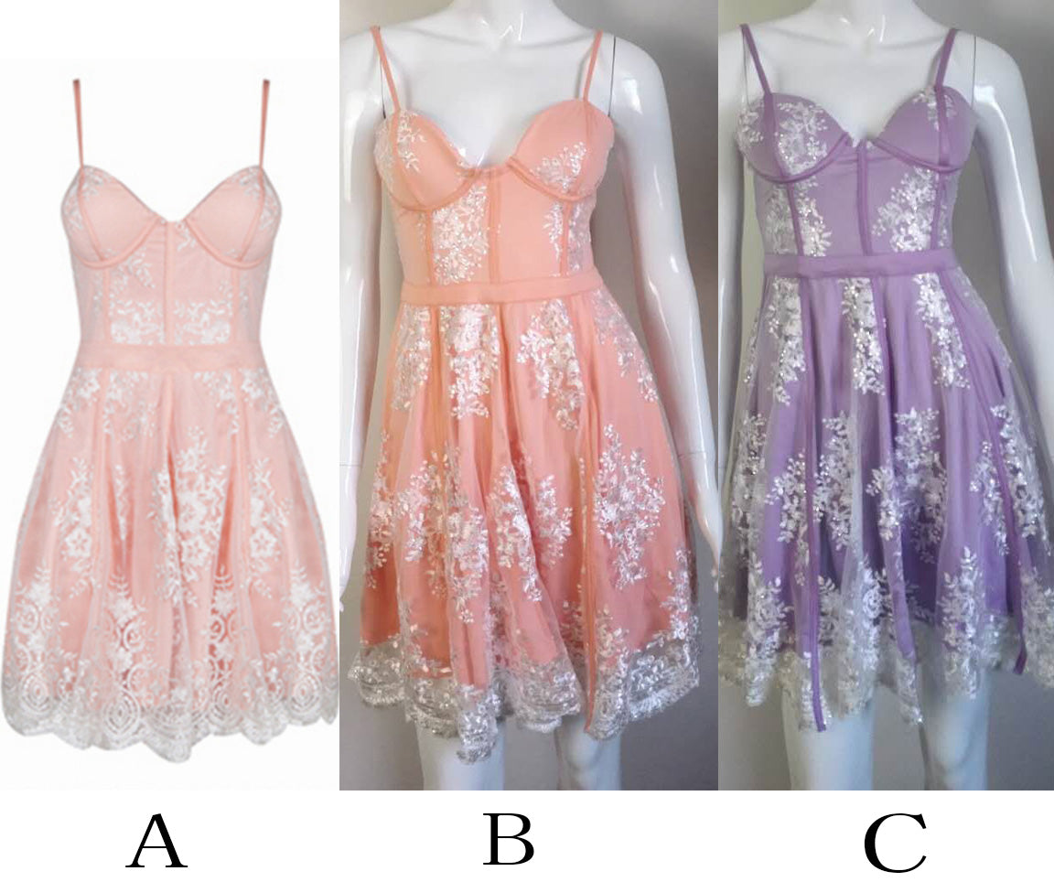 Sexy A Line Spaghetti Straps Tulle Short Homecoming Dresses with Lace Appliques