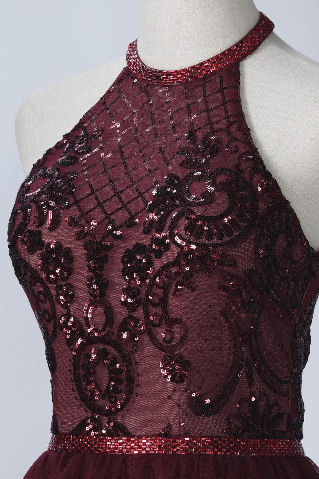 Halter Burgundy Lace Appliqued Tulle Short Homecoming Dresses