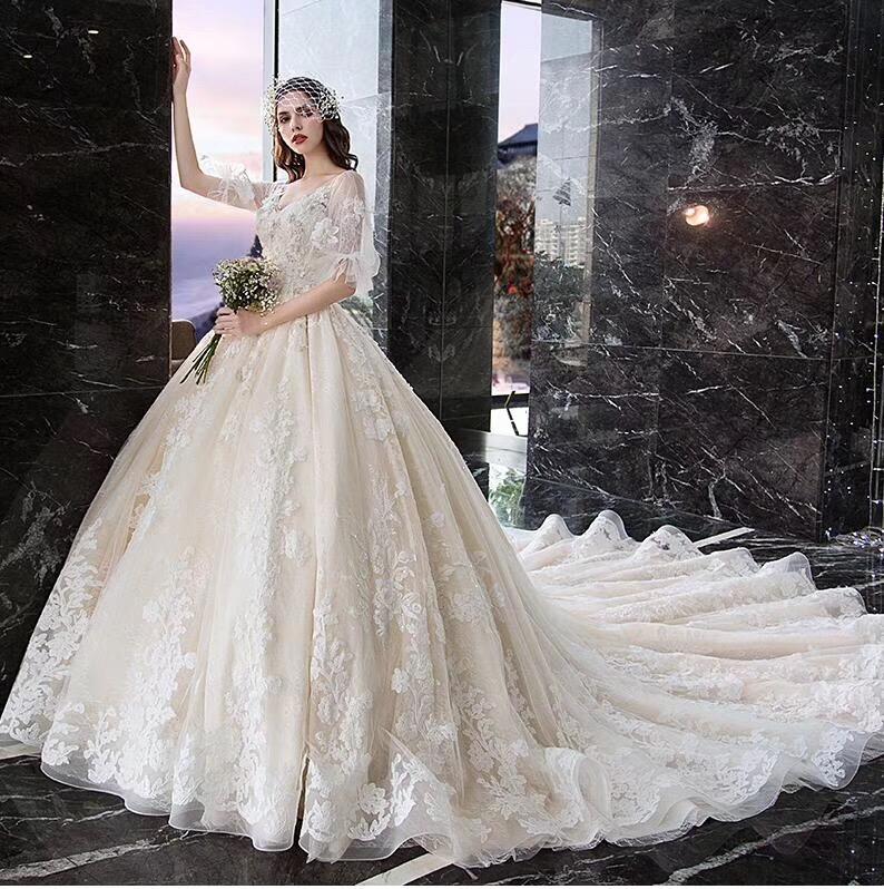 Charming Half Sleeves Ball Gown V Neck Wedding Dresses Princess Bridal Dresses N1626