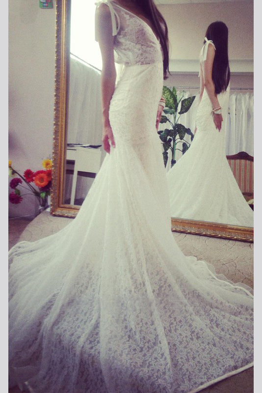 Deep V Neck Sleeveless Mermaid Lace Wedding Gown With Deep V Back Long Lace Bridal Dresses N1088