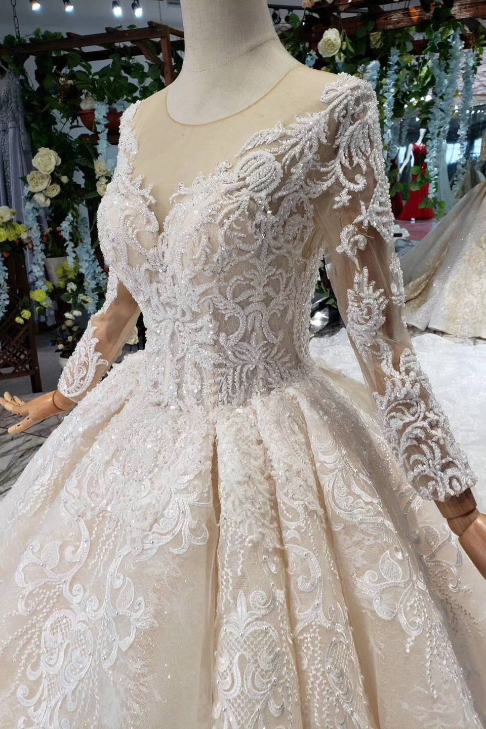 Princess Long Sleeves Sheer Neck Ball Gown Lace Wedding Dresses Long Bridal Dresses N1931