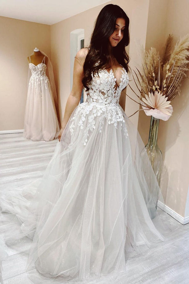 A Line V-neck Tulle Floral Appliques Wedding Dresses N067