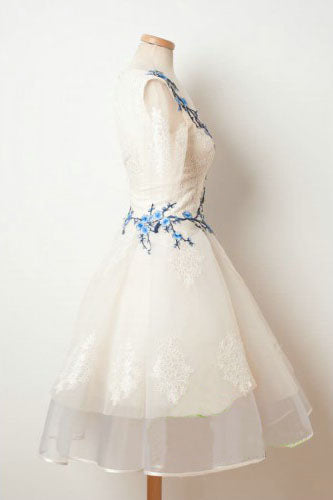 Ivory Half Sleeves A Line Homecoming Dresses with Blue Appliques Knee Length Prom Dresses N2176