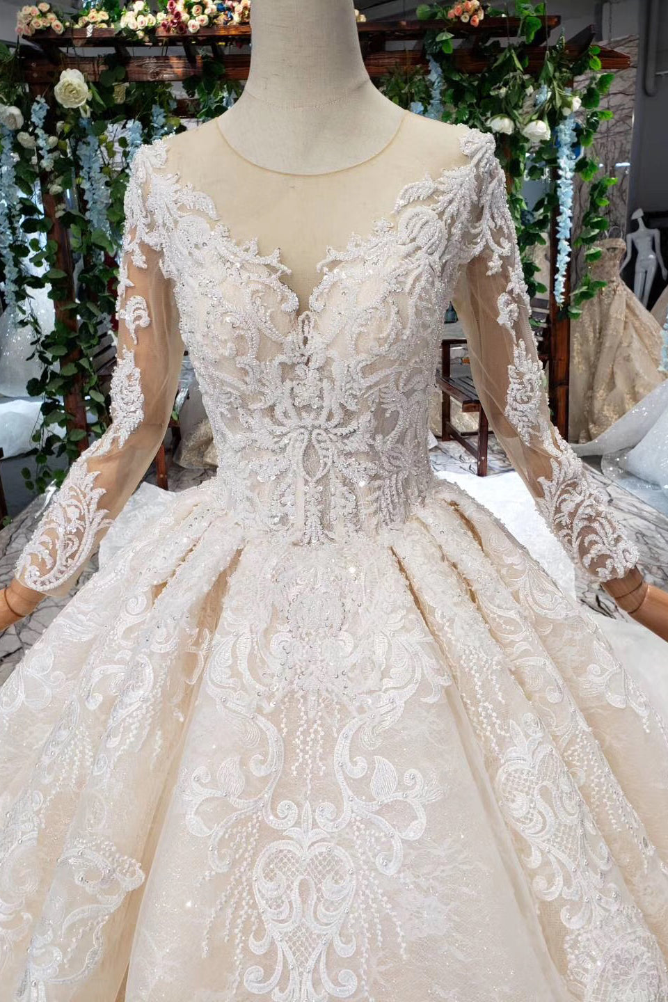 Princess Long Sleeves Sheer Neck Ball Gown Lace Wedding Dresses Long Bridal Dresses N1931