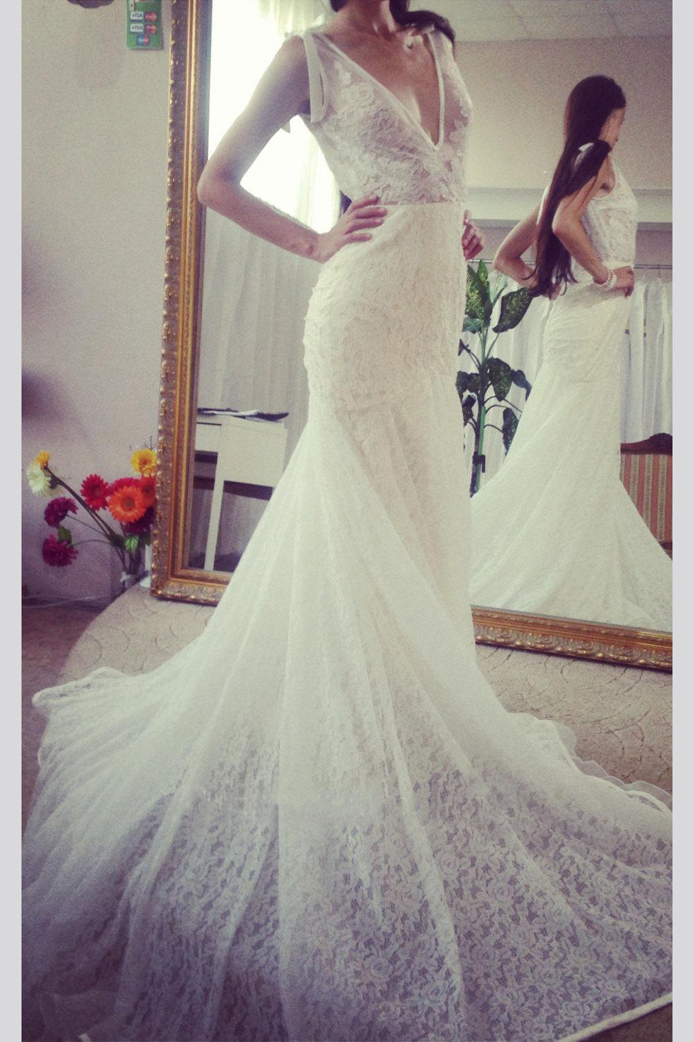 Deep V Neck Sleeveless Mermaid Lace Wedding Gown With Deep V Back Long Lace Bridal Dresses N1088