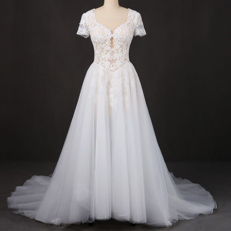 Puffy Short Sleeves Tulle Bridal Dresses with Lace Appliques Long Train Wedding Dresses N2294