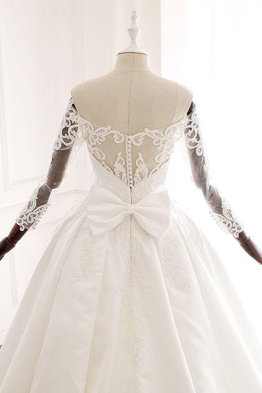 Ball Gown Long Sleeves Wedding Dresses with Lace Appliques Satin Bridal Gown N2582