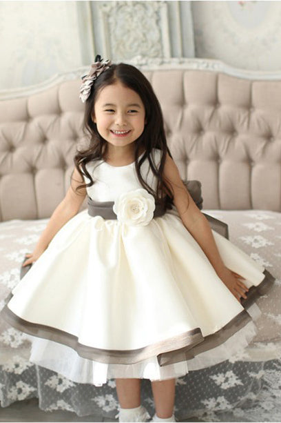 A-line Jewel Neck Girl Dress,Sleeveless Satin Tulle Flower Girl Dress with Flowers,F007