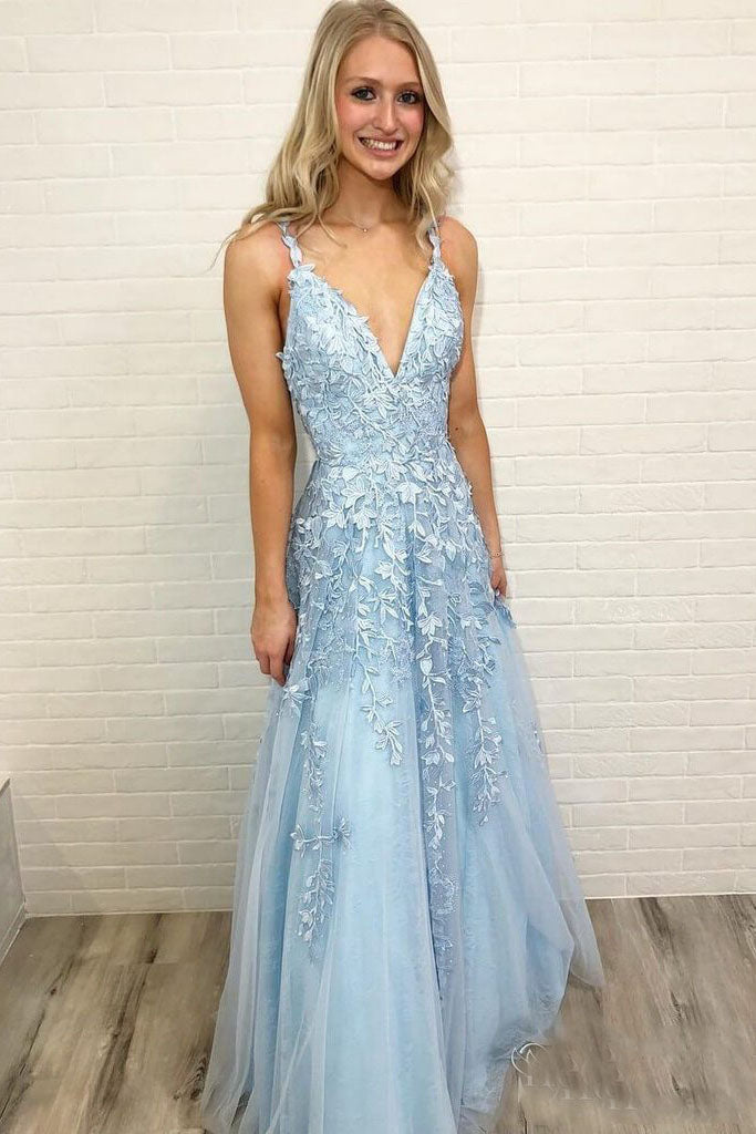 A Line Spaghetti Straps V-Neck Lace Appliques Tulle Prom Dresses