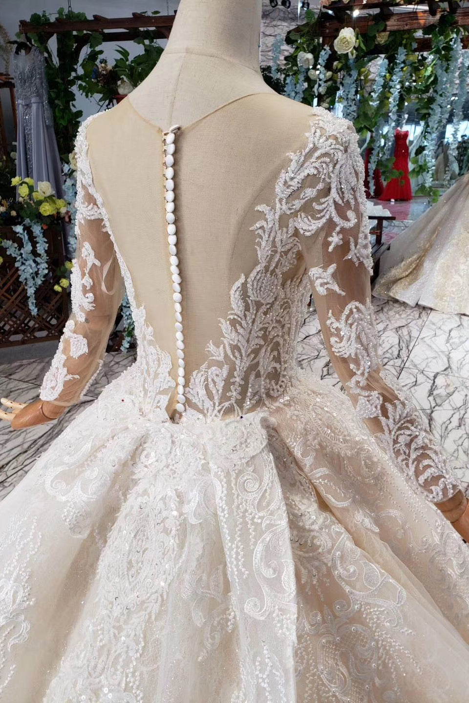 Princess Long Sleeves Sheer Neck Ball Gown Lace Wedding Dresses Long Bridal Dresses N1931